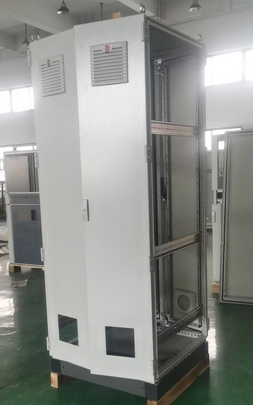 Шкаф управления с усиленной конструкцией (профиль с 16 загибами)