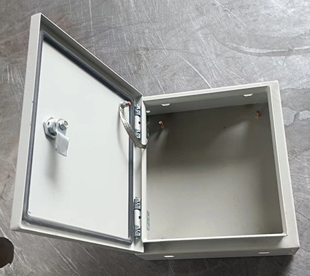 Настенные электротехнические шкафы